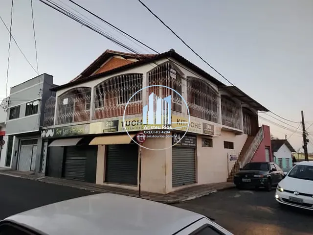 Loja com 100m², para alugar, no bairro Santo Antonio em Pouso Alegre