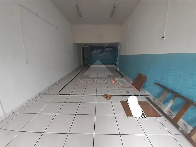 Loja com 125m², à venda, no bairro Vila Correia em Mauá