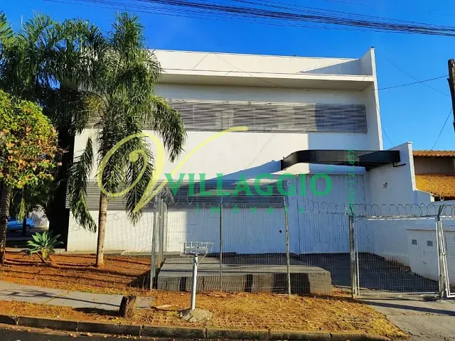 Loja com 293m², à venda ou para alugar, no bairro Parque Residencial Lauriano Tebar II em São José do Rio Preto