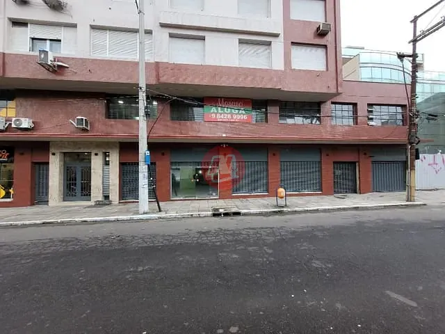 Loja para alugar, no bairro Rio Branco em Porto Alegre