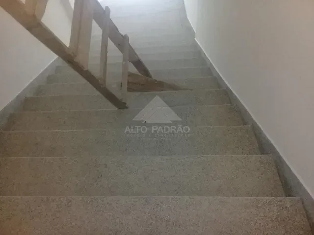 Loja com 270m², para alugar, no bairro Jardim Itapeva em Mauá