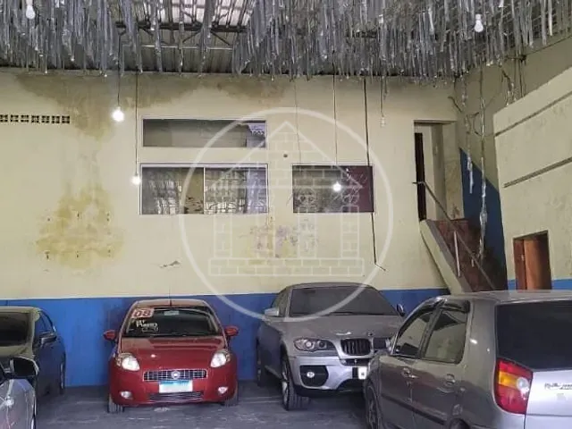 Loja com 300m², para alugar, no bairro Parque Brasil em São Paulo
