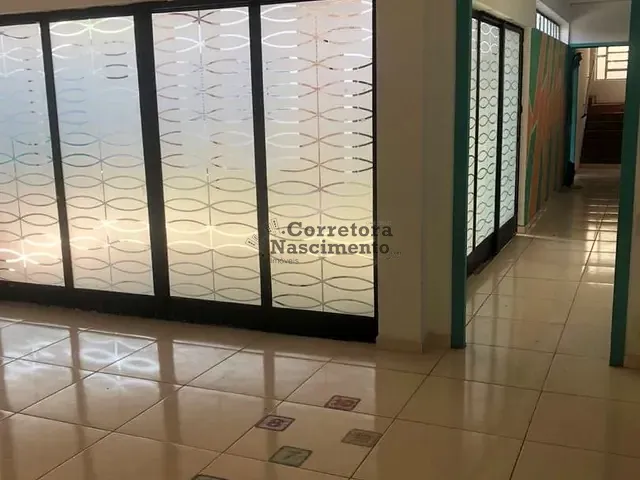 Loja com 450m², à venda ou para alugar, no bairro Jardim Esplanada em São José dos Campos