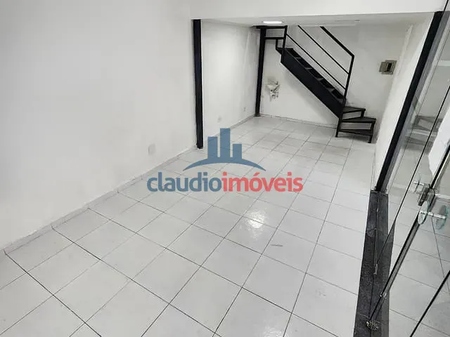 Loja para alugar, no bairro Centro em Barra Mansa
