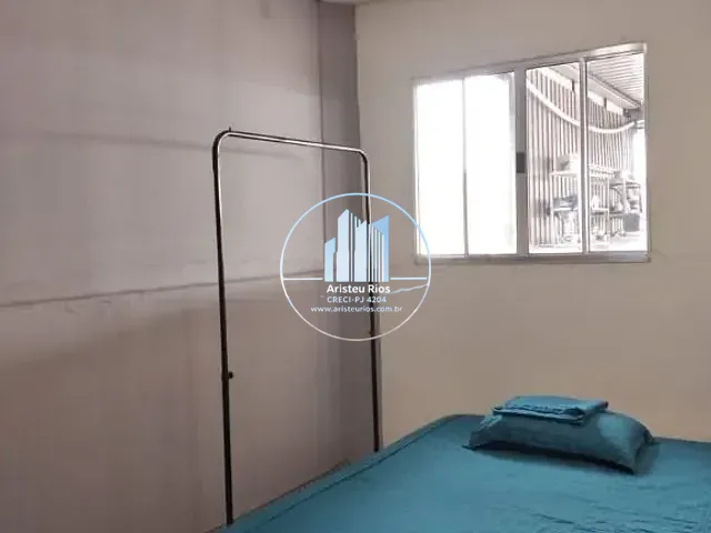 Loja com 80m², para alugar, no bairro São Carlos em Pouso Alegre