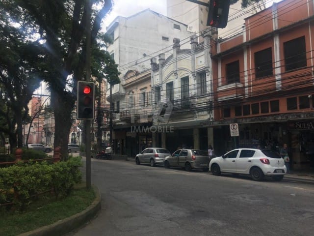 Loja para alugar, no bairro Centro em Petrópolis