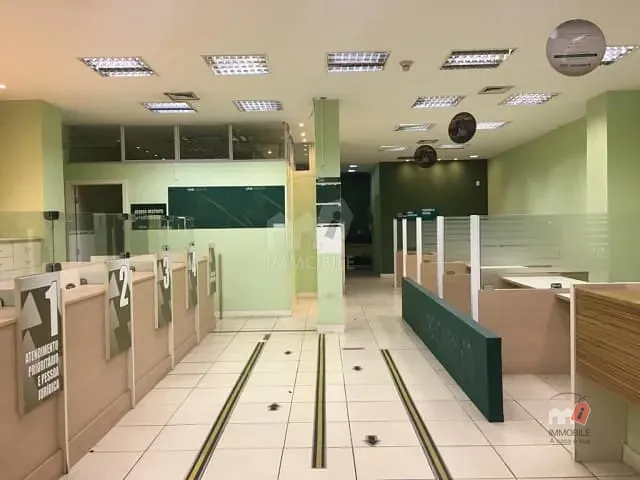 Loja para alugar, no bairro Centro em Petrópolis