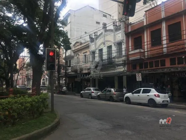 Loja para alugar, no bairro Centro em Petrópolis