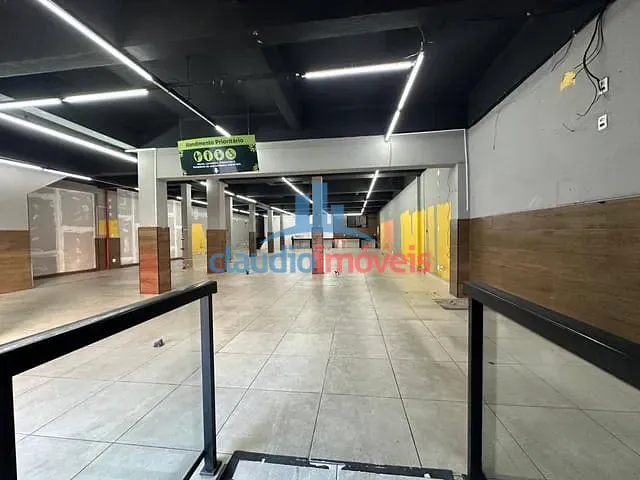 Loja para alugar, no bairro Vila Nova em Barra Mansa