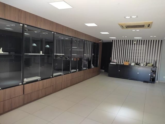 Foto do Loja - Salão para alugar, 140 m² por R$ 5.500,00/mês - Centro - Sorocaba/SP | Ary Proenca Negócios Imobiliários Ltda
