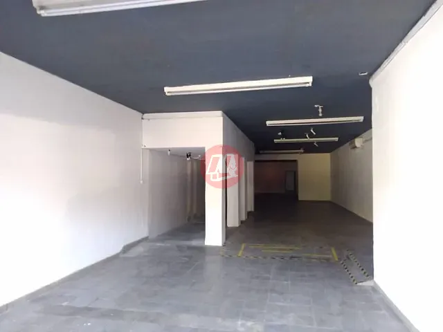 Loja para alugar, no bairro Bom Fim em Porto Alegre