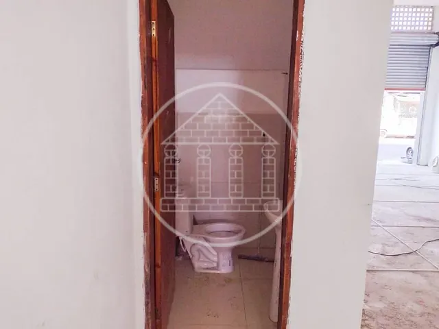 Loja com 280m², para alugar, no bairro Jardim Santa Fé (Zona Sul) em São Paulo
