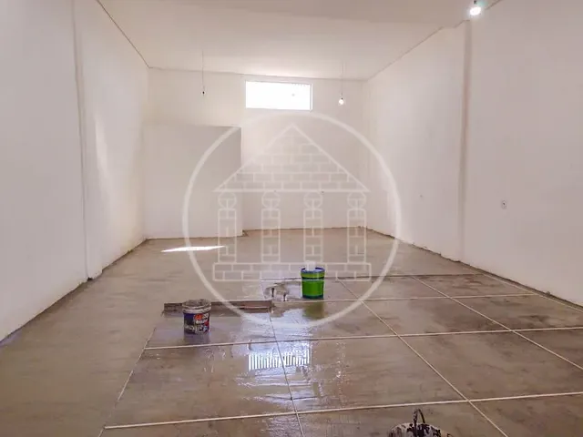 Loja com 280m², para alugar, no bairro Jardim Santa Fé (Zona Sul) em São Paulo
