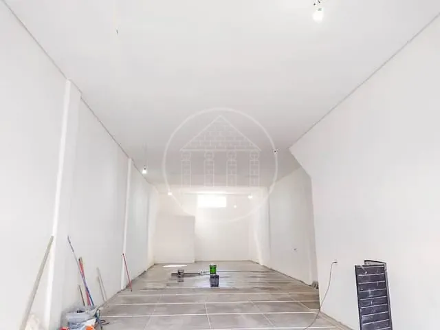 Loja com 280m², para alugar, no bairro Jardim Santa Fé (Zona Sul) em São Paulo