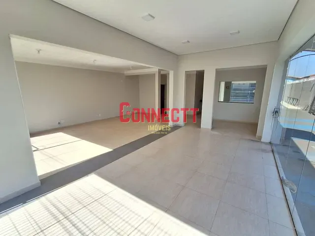 Loja com 352m², à venda, no bairro Vila Tiberio em Ribeirão Preto