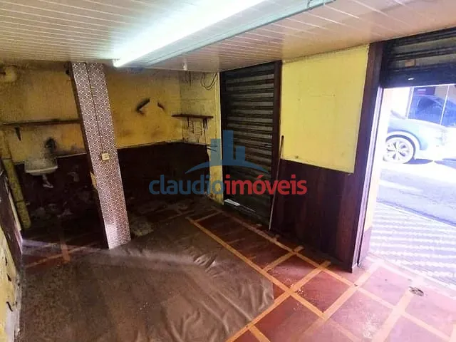 Loja para alugar, no bairro Centro em Barra Mansa