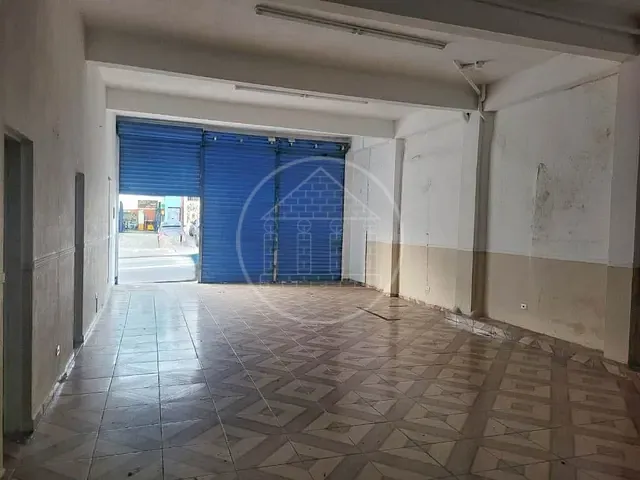 Loja com 300m², para alugar, no bairro Parque Brasil em São Paulo