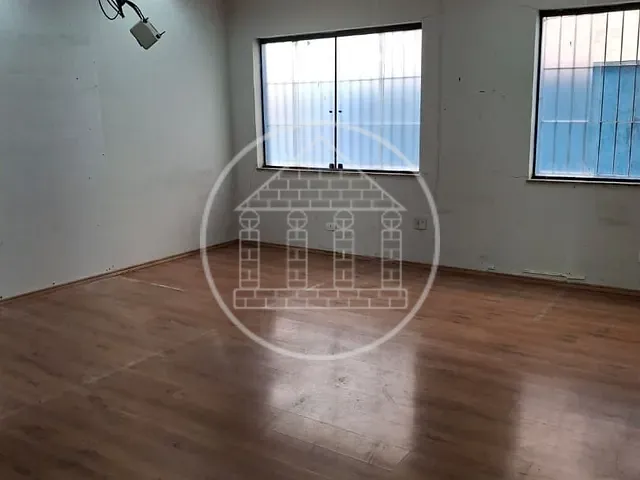 Loja com 220m², para alugar, no bairro Santo Amaro em São Paulo