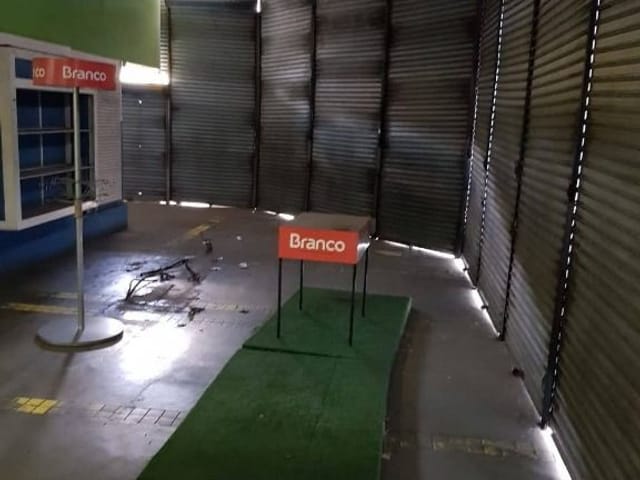 Foto do Loja - Salão para alugar, 600 m² por R$ 9.000,00/mês - Vila Lucy - Sorocaba/SP | Ary Proenca Negócios Imobiliários Ltda