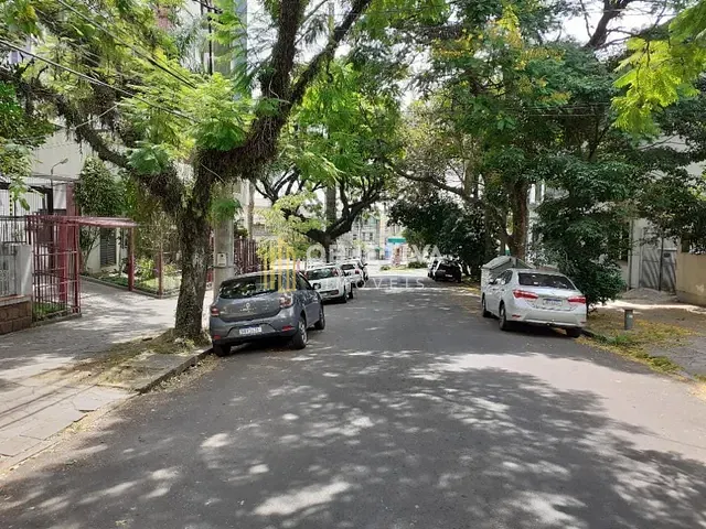 Loja à venda, no bairro Higienópolis em Porto Alegre