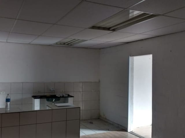 Foto do Loja - Salão para alugar, 600 m² por R$ 5.000,00/mês - Vila Lucy - Sorocaba/SP | Ary Proenca Negócios Imobiliários Ltda