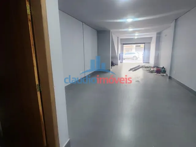 Loja para alugar, no bairro Centro em Barra Mansa