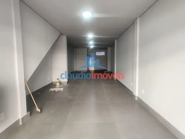 Loja para alugar, no bairro Centro em Barra Mansa