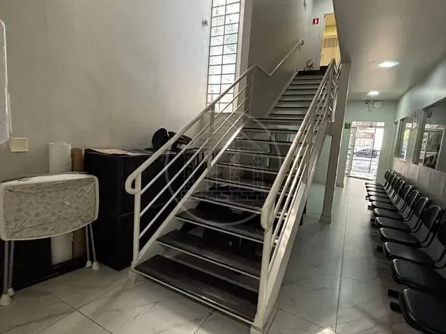 Loja com 400m², para alugar, no bairro Cerqueira César em São Paulo