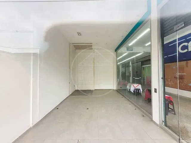 Loja com 35m², para alugar, no bairro Parque Brasil em São Paulo