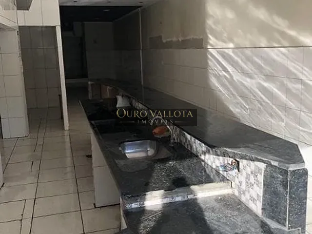 Loja com 125m², para alugar, no bairro Liberdade em São Paulo
