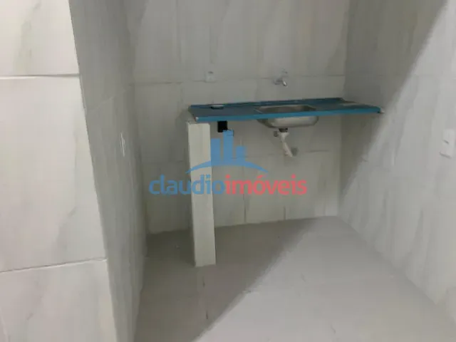 Loja para alugar, no bairro Centro em Barra Mansa