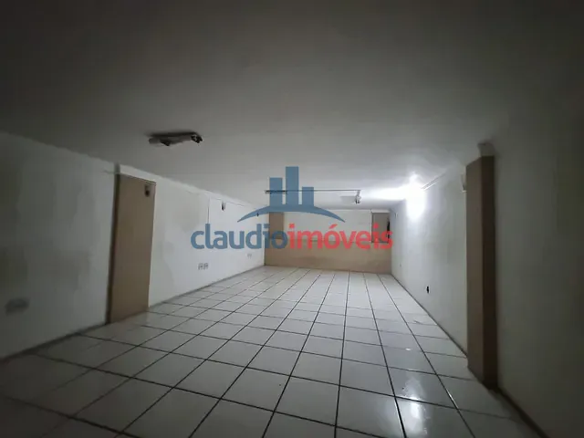 Loja para alugar, no bairro Centro em Barra Mansa