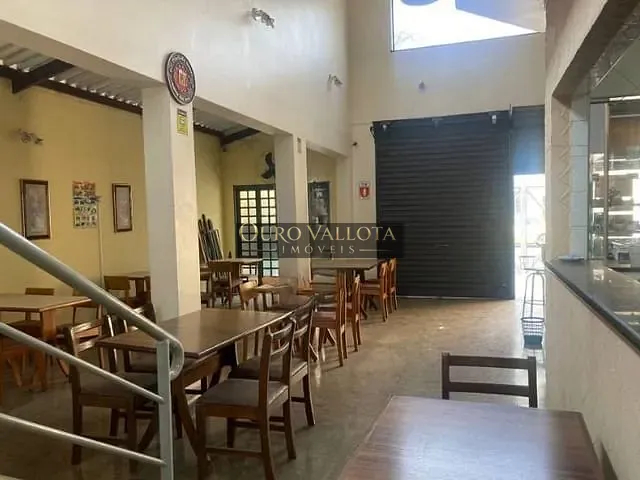 Loja com 240m², para alugar, no bairro Mooca em São Paulo