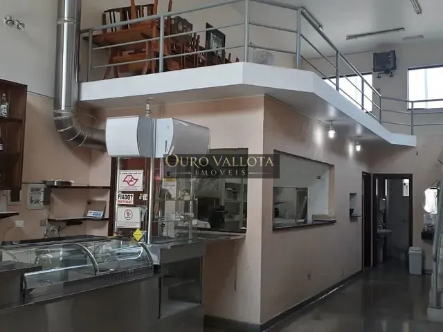 Loja com 240m², para alugar, no bairro Mooca em São Paulo