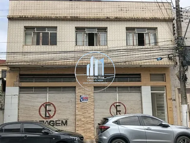 Loja com 220m², para alugar, no bairro Centro em Pouso Alegre