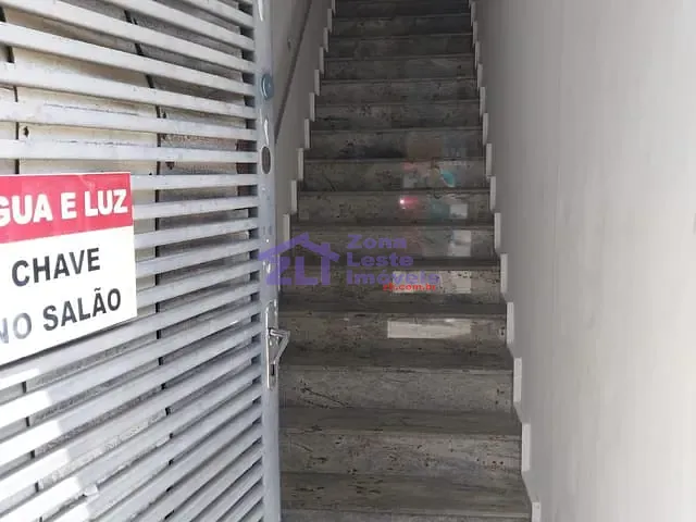 Sala com 150m², para alugar, no bairro Vila Carrão em São Paulo