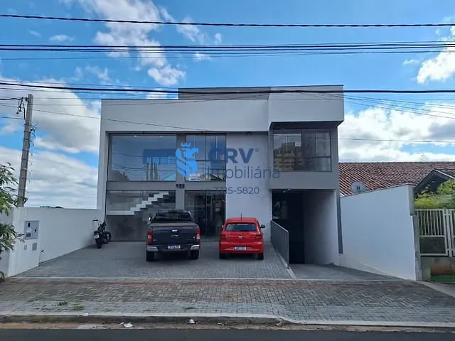 Loja com 640m², para alugar, no bairro Andrade em Londrina