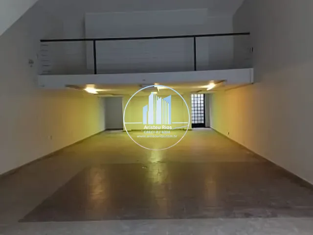 Loja com 120m², para alugar, no bairro Centro em Pouso Alegre