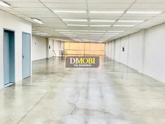 Loja com 1150m², para alugar, no bairro Centro em Gravataí