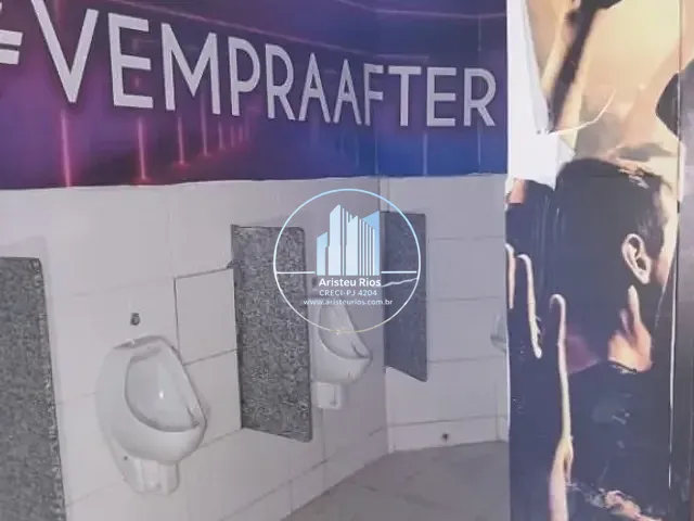 Loja com 810m², para alugar, no bairro Centro em Pouso Alegre