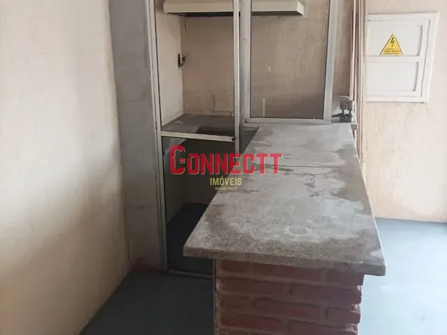Loja com 26m², para alugar, no bairro Vila Tiberio em Ribeirão Preto
