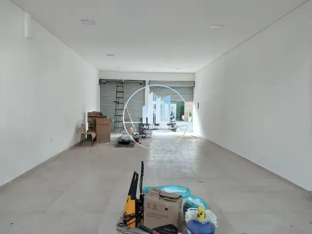 Loja com 190m², para alugar, no bairro Centro em Pouso Alegre