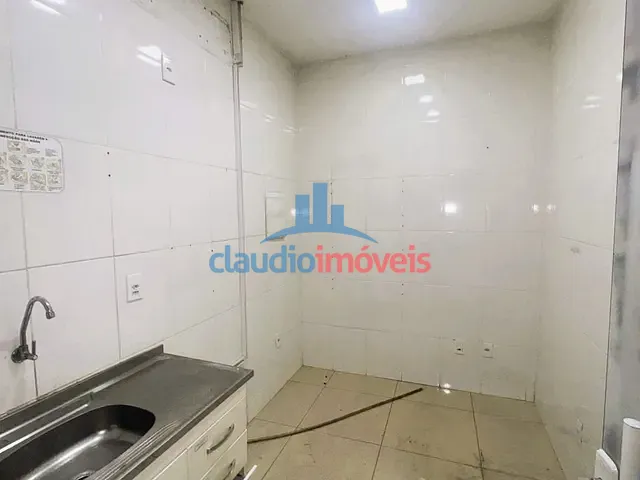 Loja para alugar, no bairro Centro em Barra Mansa