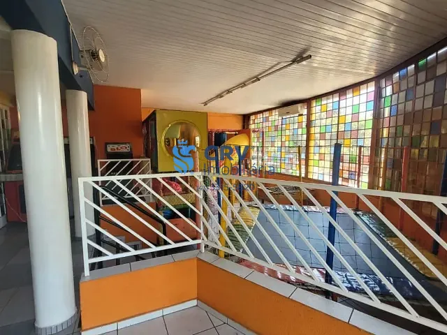 Loja com 450m², para alugar, no bairro Vila Brasil em Londrina