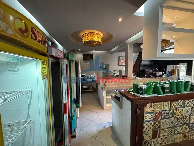Loja à venda ou para alugar, no bairro São Geraldo em Volta Redonda