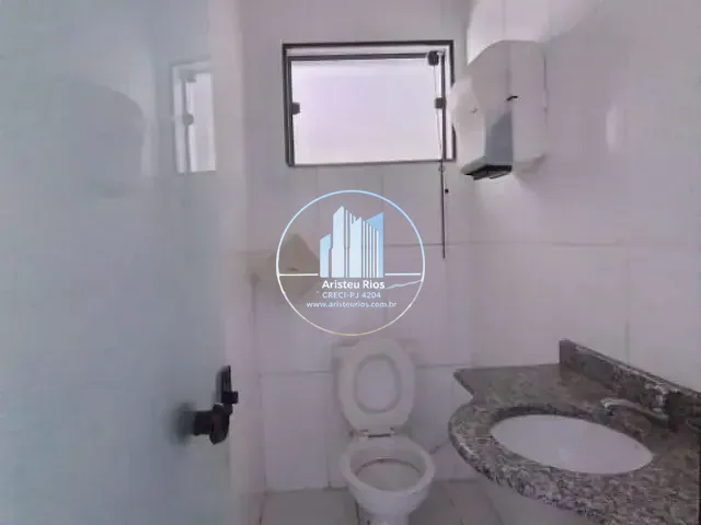 Loja com 60m², para alugar, no bairro Centro em Pouso Alegre