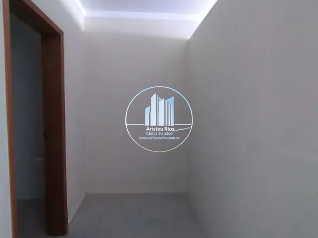 Loja com 100m², para alugar, no bairro Jardim Aureliano em Pouso Alegre
