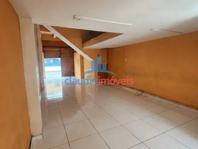 Loja para alugar, no bairro Centro em Barra Mansa