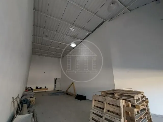 Loja com 81m², para alugar, no bairro Parelheiros em São Paulo