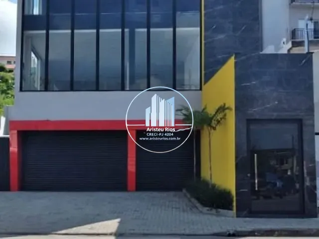 Loja com 250m², para alugar, no bairro Faisqueira em Pouso Alegre